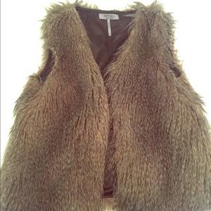 Buffalo David Bitten TOVA faux fur vest!